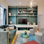 Amazing 10bed In The Heart Of Le Marais And Suprises... 아파트