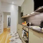 Amazing 10bed In The Heart Of Le Marais And Suprises... 아파트 *