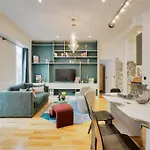 Amazing 10bed In The Heart Of Le Marais And Suprises...