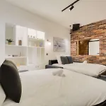 Amazing 10bed In The Heart Of Le Marais And Suprises... 아파트 *